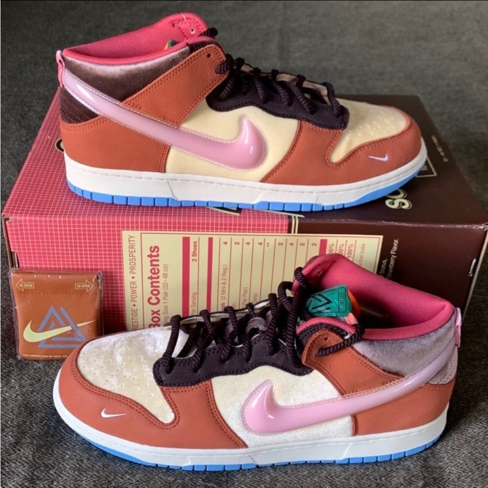 Social Status x Nike Dunk Mid ‘Chocolate Milk’